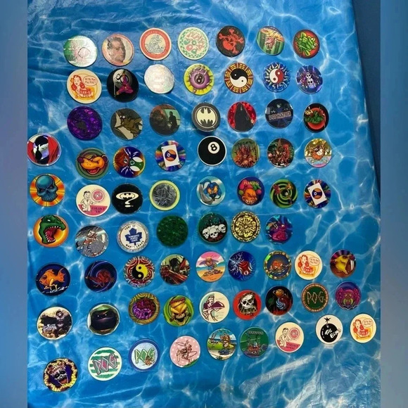 Collection of 71 Assorted  POGs + Official Case 🥏🔵⚪️🟡🟣 - Picture 12 of 16